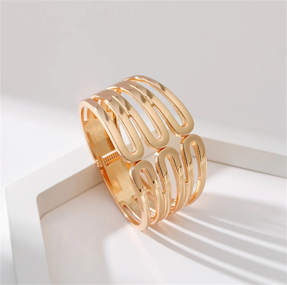 18K Gold-Plated Pins Layered Hinge Bangle