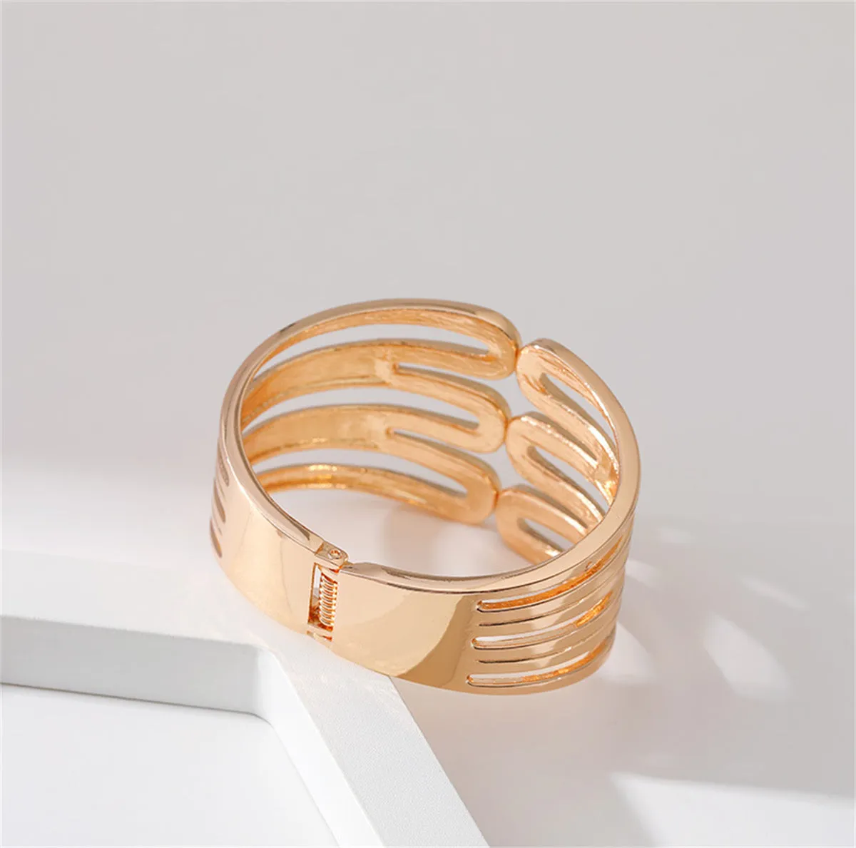 18K Gold-Plated Pins Layered Hinge Bangle