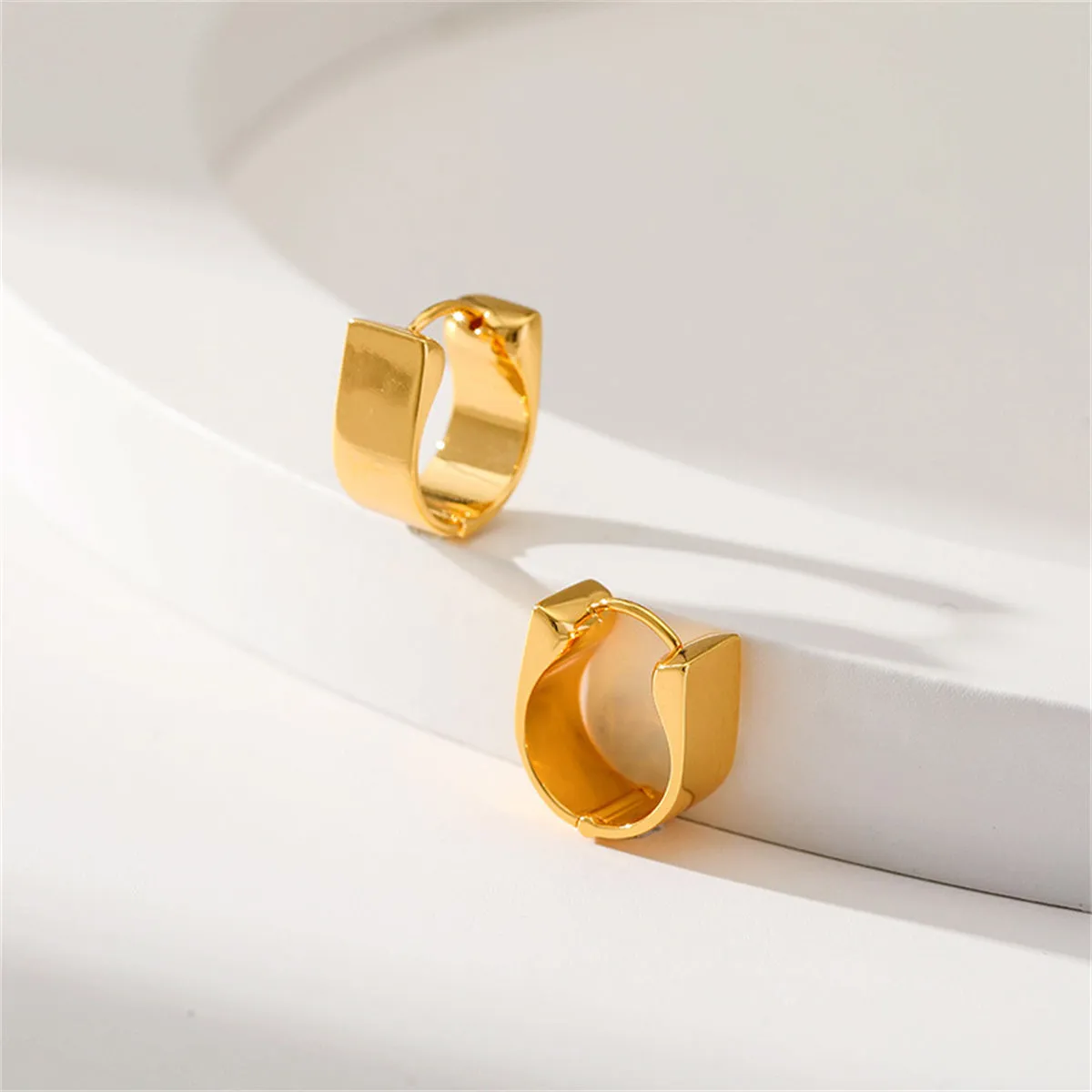 18K Gold-Plated U-Shape Huggie Earrings
