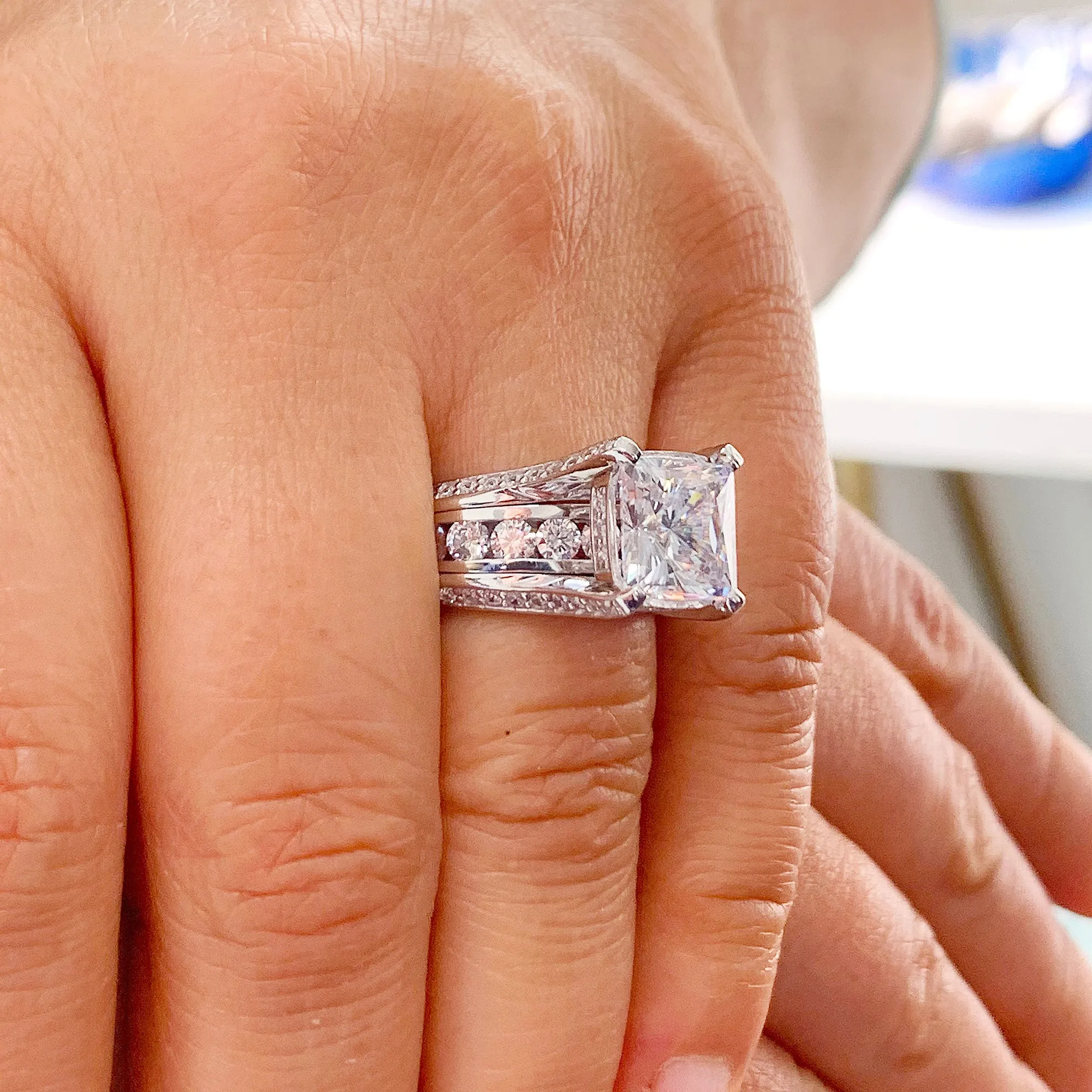 BEAUTIFUL 6.50CT Women's 14k solid heavy white gold cushion cut forever one moissanite and natural round cut diamond engagement ring Wedding