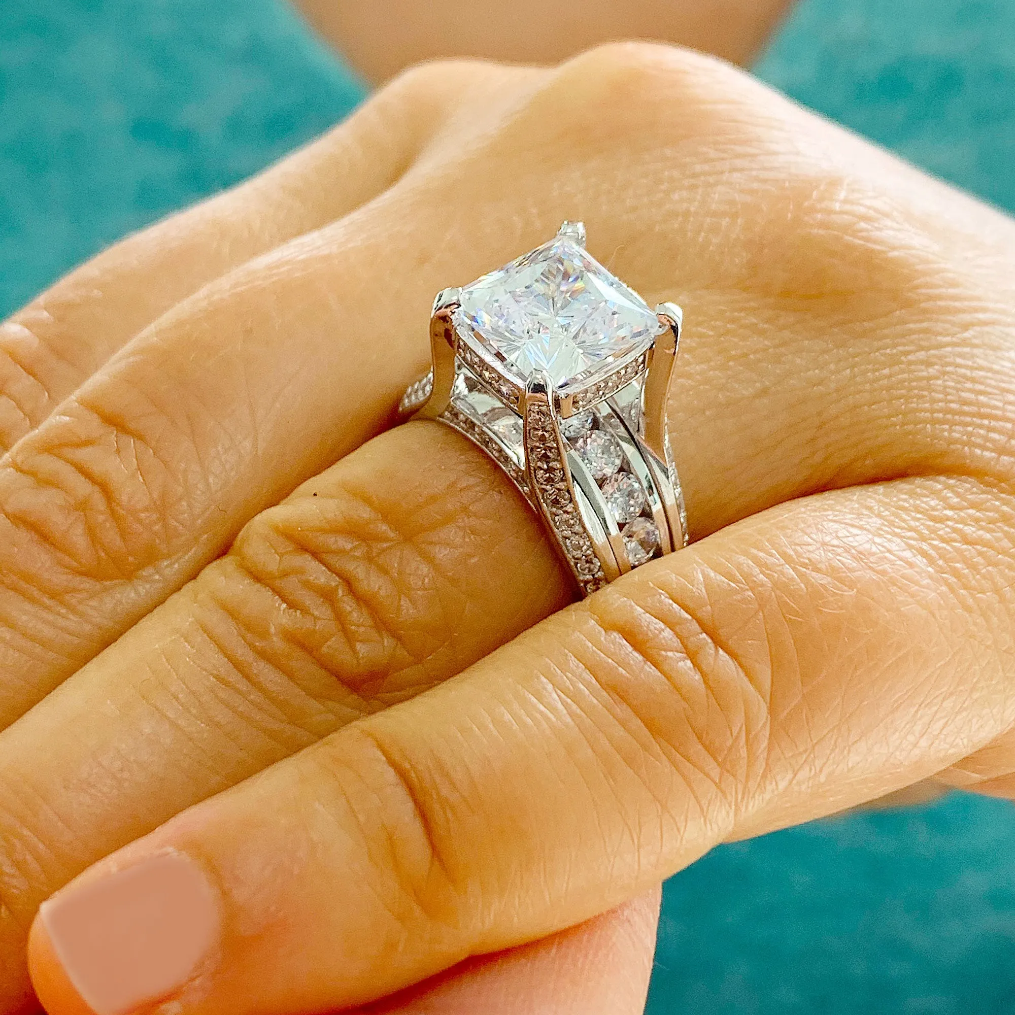 BEAUTIFUL 6.50CT Women's 14k solid heavy white gold cushion cut forever one moissanite and natural round cut diamond engagement ring Wedding