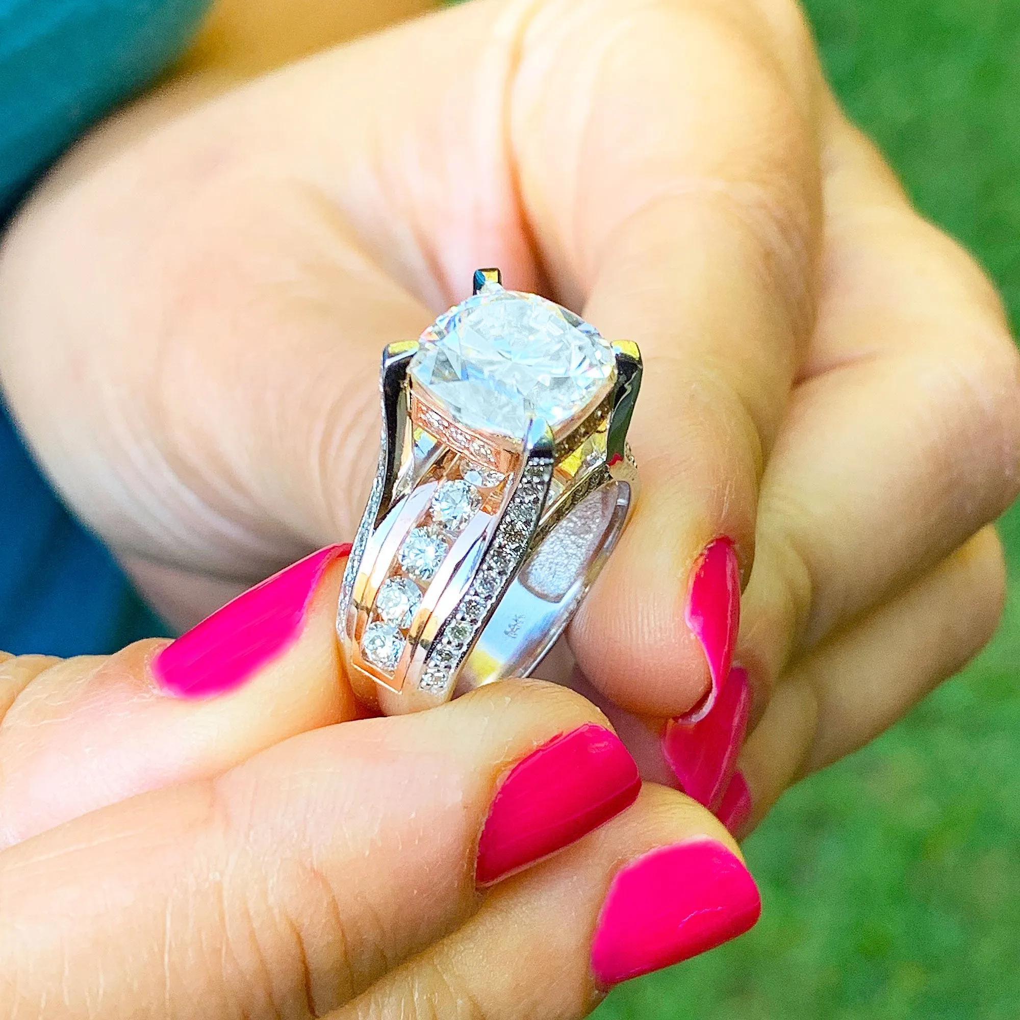 BEAUTIFUL 6.50CT Women's 14k solid white and rose gold cushion cut forever one moissanite and natural round cut diamond engagement ring