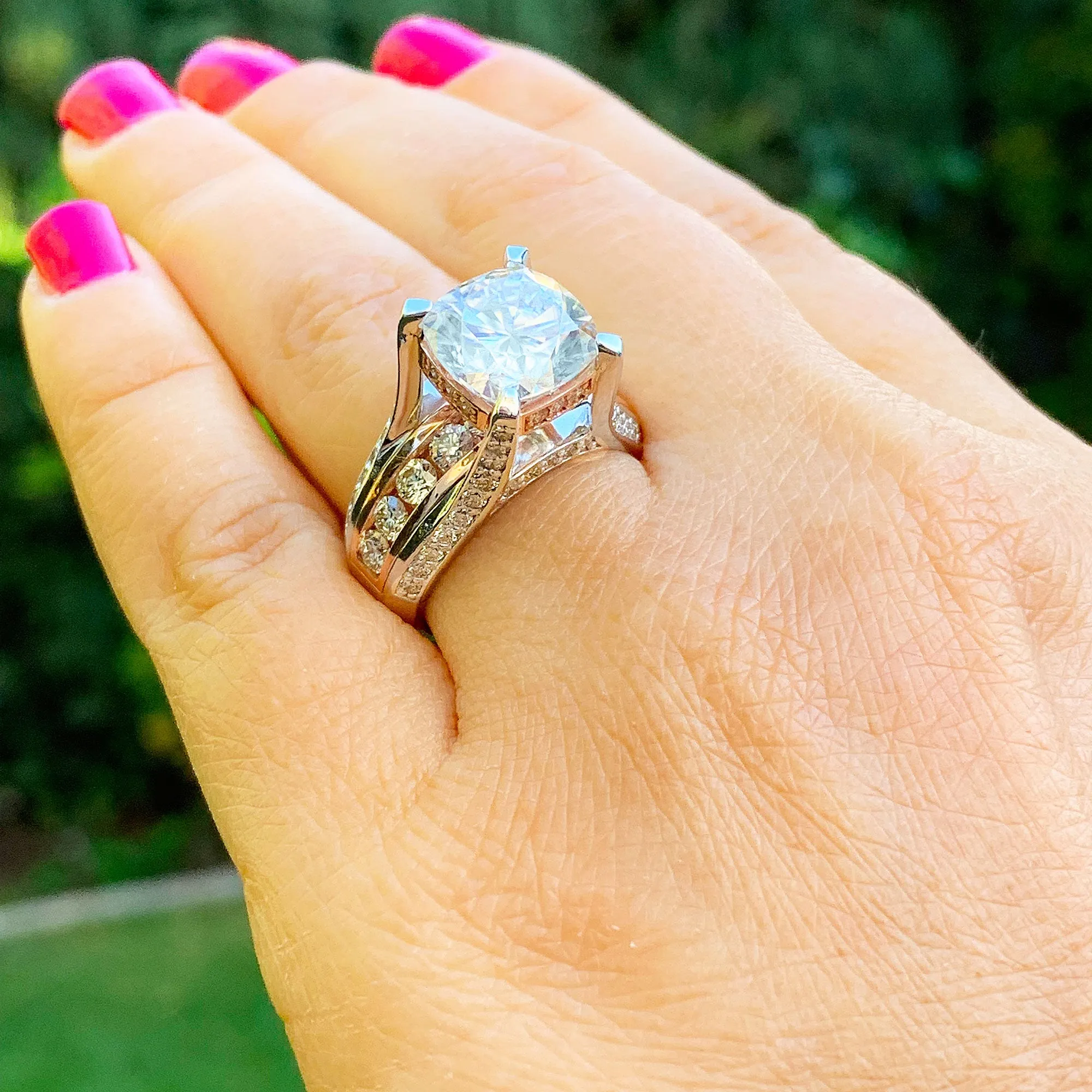 BEAUTIFUL 6.50CT Women's 14k solid white and rose gold cushion cut forever one moissanite and natural round cut diamond engagement ring