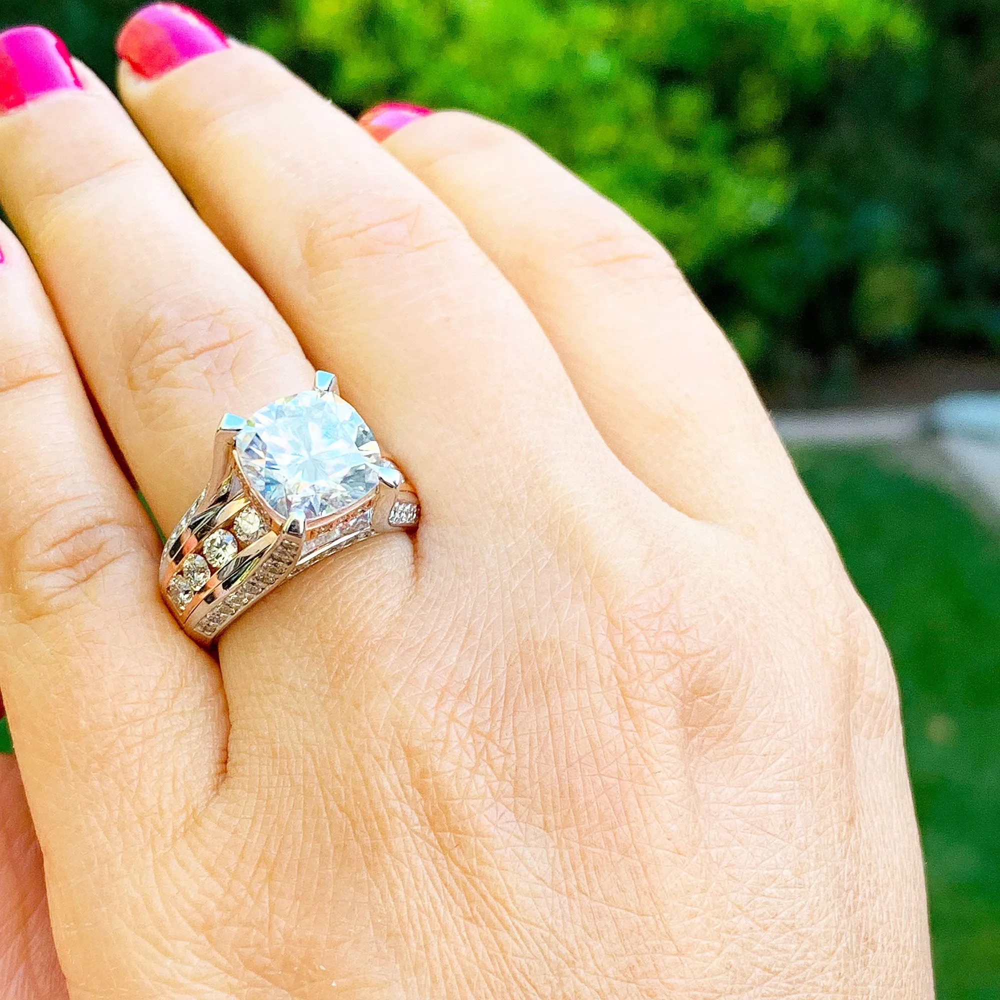 BEAUTIFUL 6.50CT Women's 14k solid white and rose gold cushion cut forever one moissanite and natural round cut diamond engagement ring