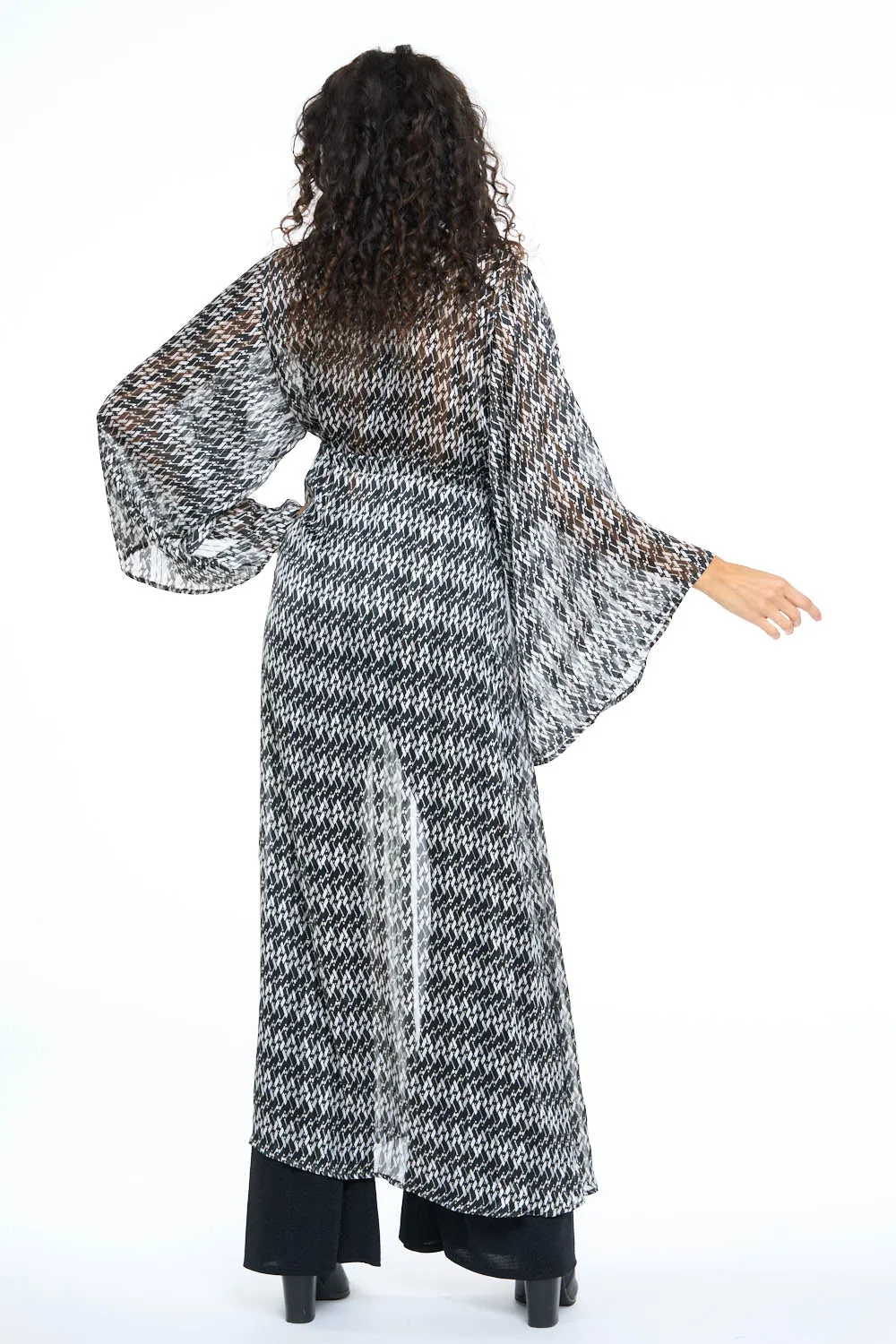 Black & White Mod Gemini Leisure Robe