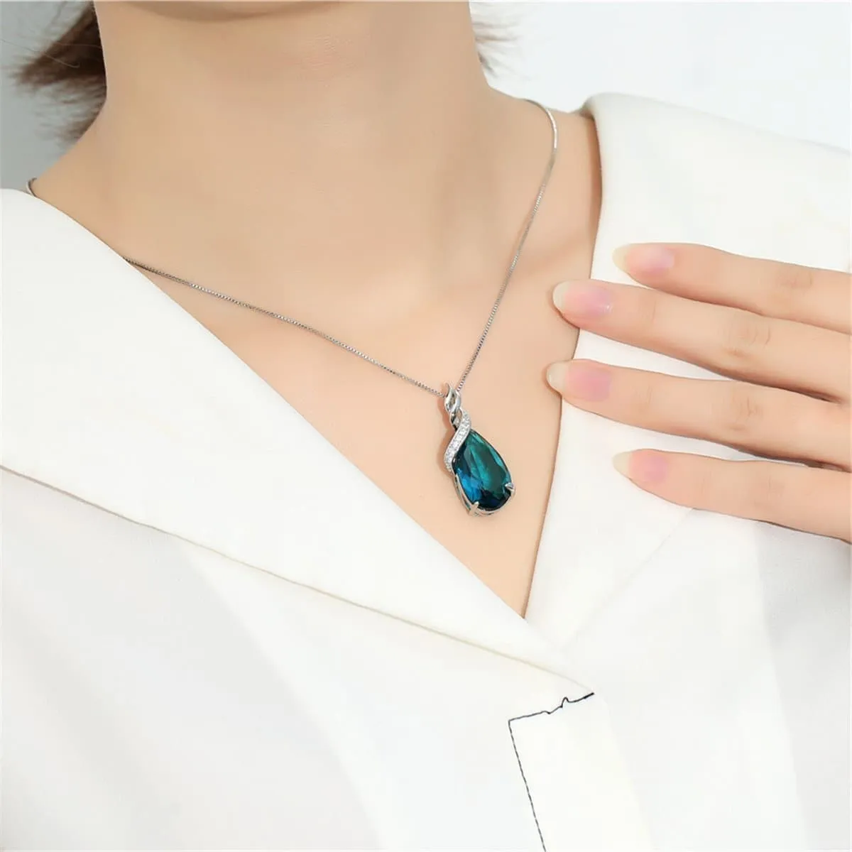 Blue Crystal & Cubic Zirconia Wrap Bezel Prong Pendant Necklace