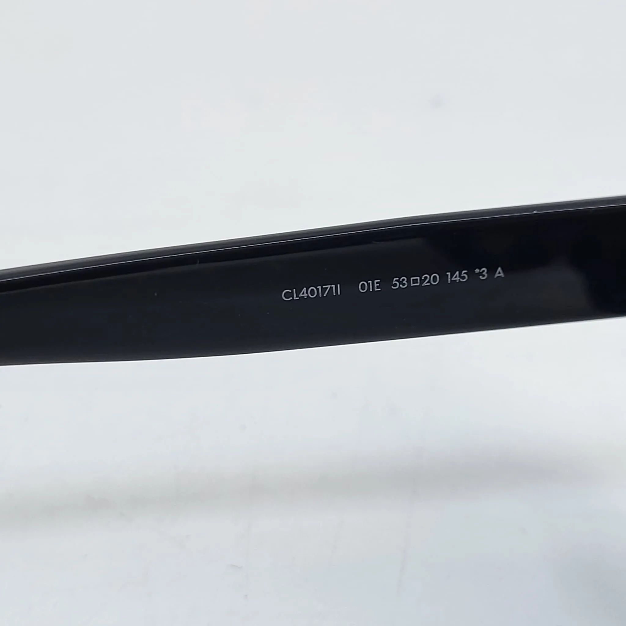 Celine Sunglasses CL40171I 01E