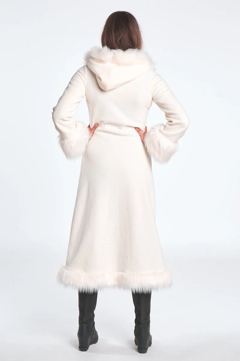 Classic Tamo Coat: Cream Coat   Cream Trim
