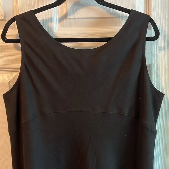 COOL. Petite Women's Black linen dress- full lined. Vintage.High Quality.