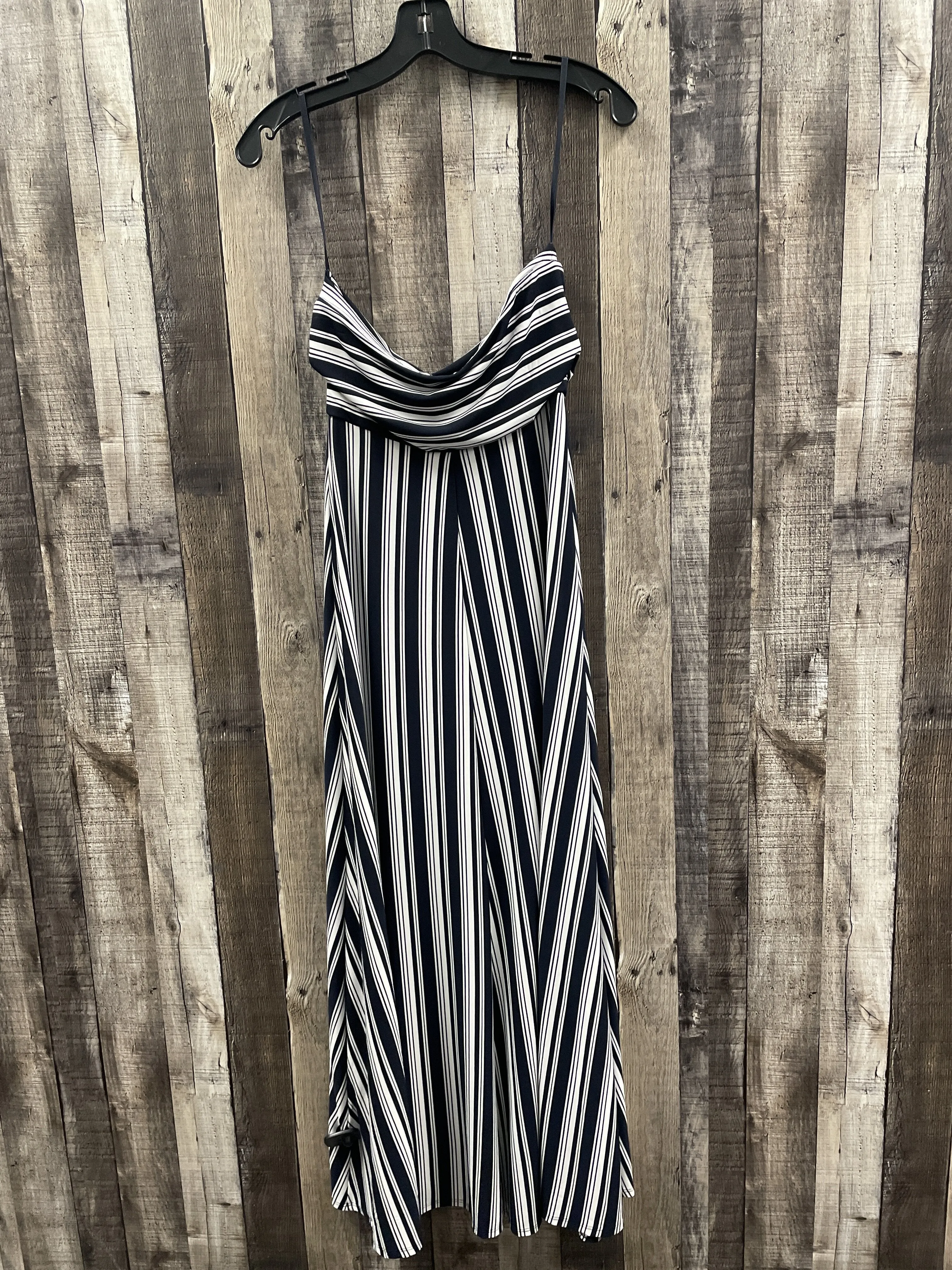 Dress Casual Maxi By Banana Republic  Size: S