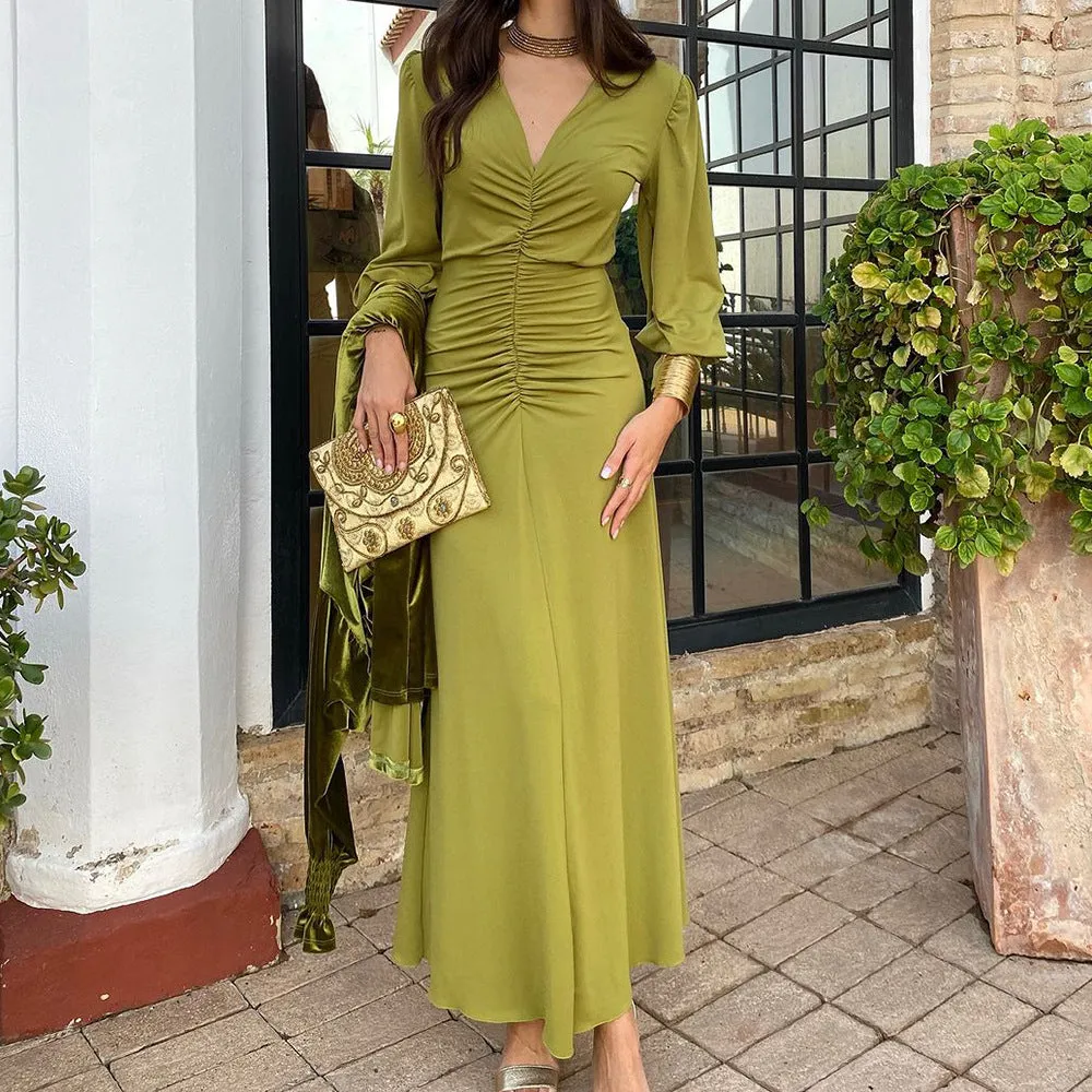 Elegant Green French Long V-neck Waist-Tucking Women's Dress