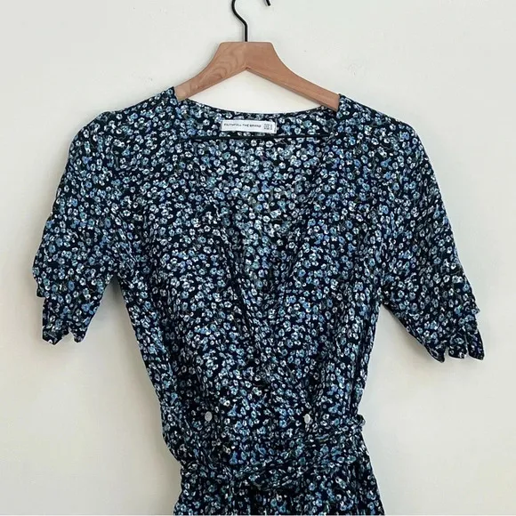 Faithfull the Brand Oslo Ditzy Blossom Village Blue Floral Mini Wrap Dress Us 4