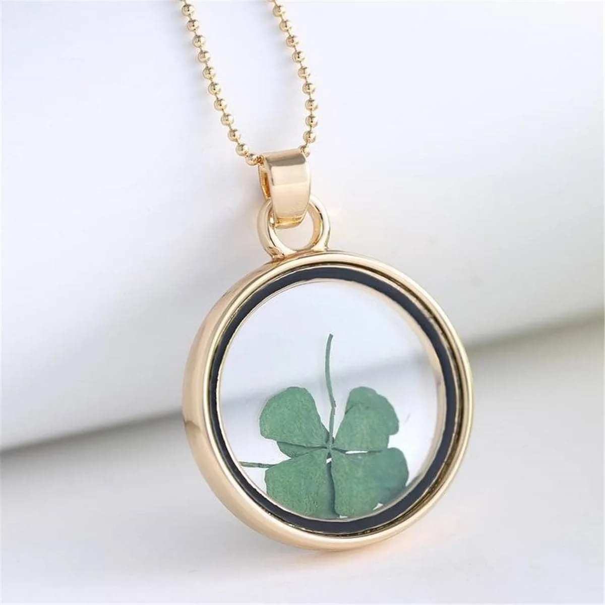 Green Clover & 18K Gold-Plated Round Pendant Necklace