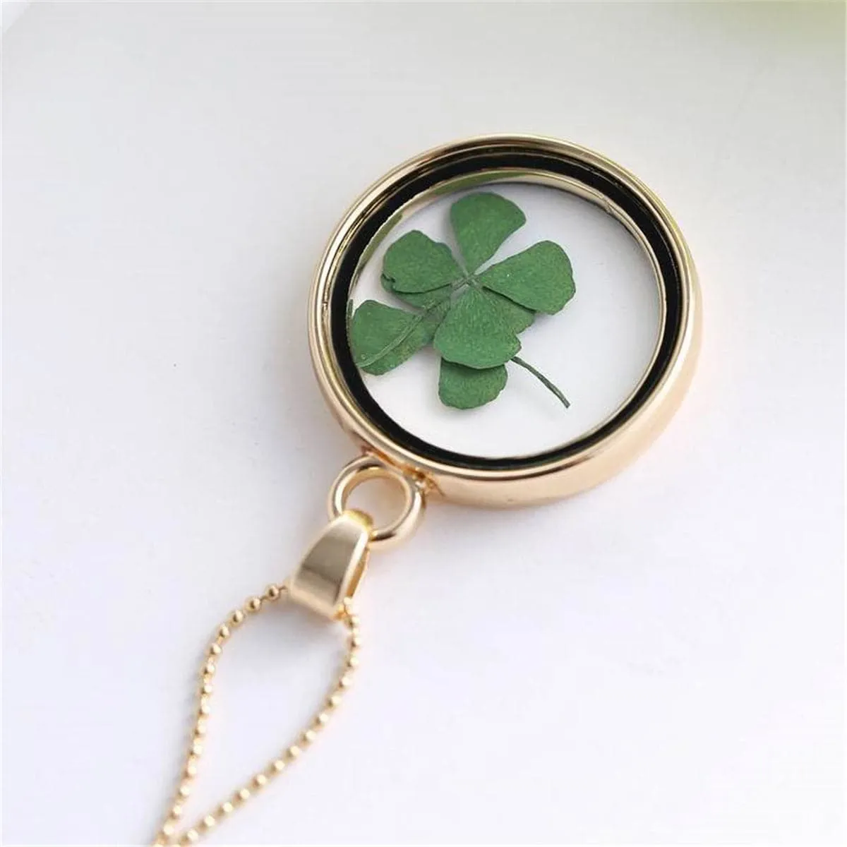 Green Clover & 18K Gold-Plated Round Pendant Necklace