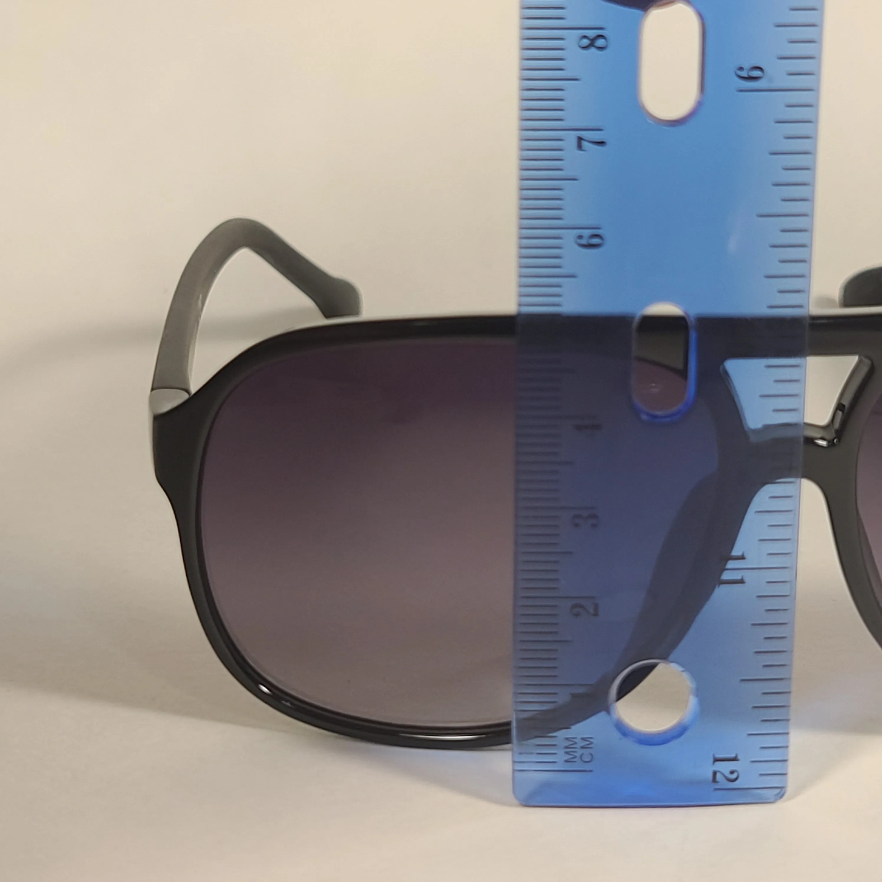 Guess Turbo Aviator Sunglasses Matte Black And Shiny Black Frame Smoke Gradient Lens GF0214 01B