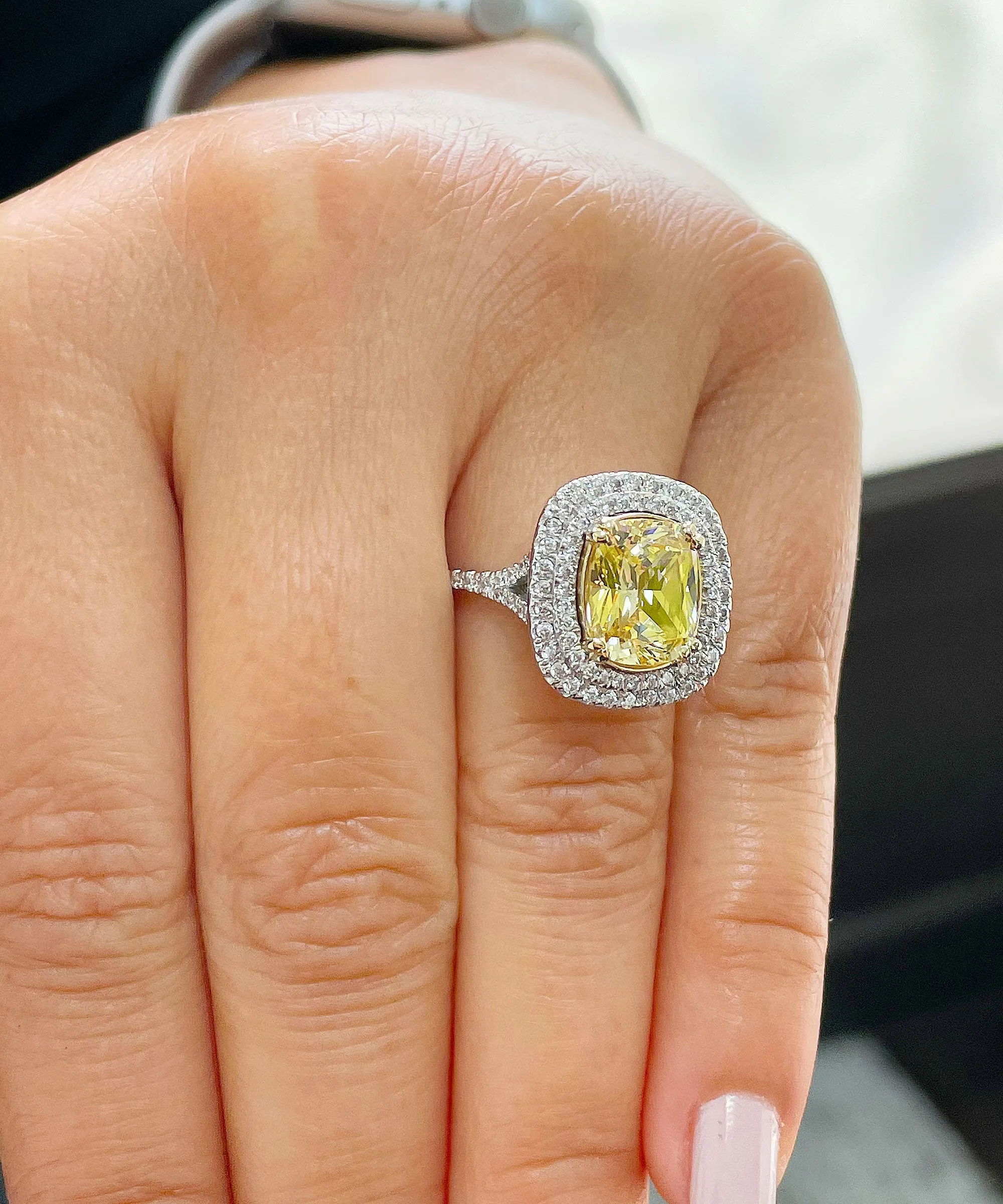 Huge Women's 14k solid white gold Fancy Yellow Cushion simulated and round cut natural diamond engagement ring Halo 4.20ct