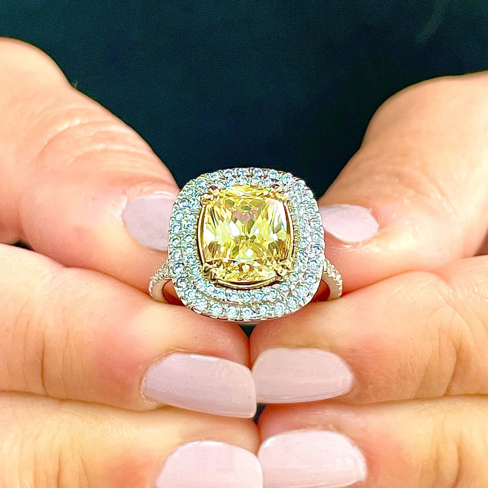 Huge Women's 14k solid white gold Fancy Yellow Cushion simulated and round cut natural diamond engagement ring Halo 4.20ct