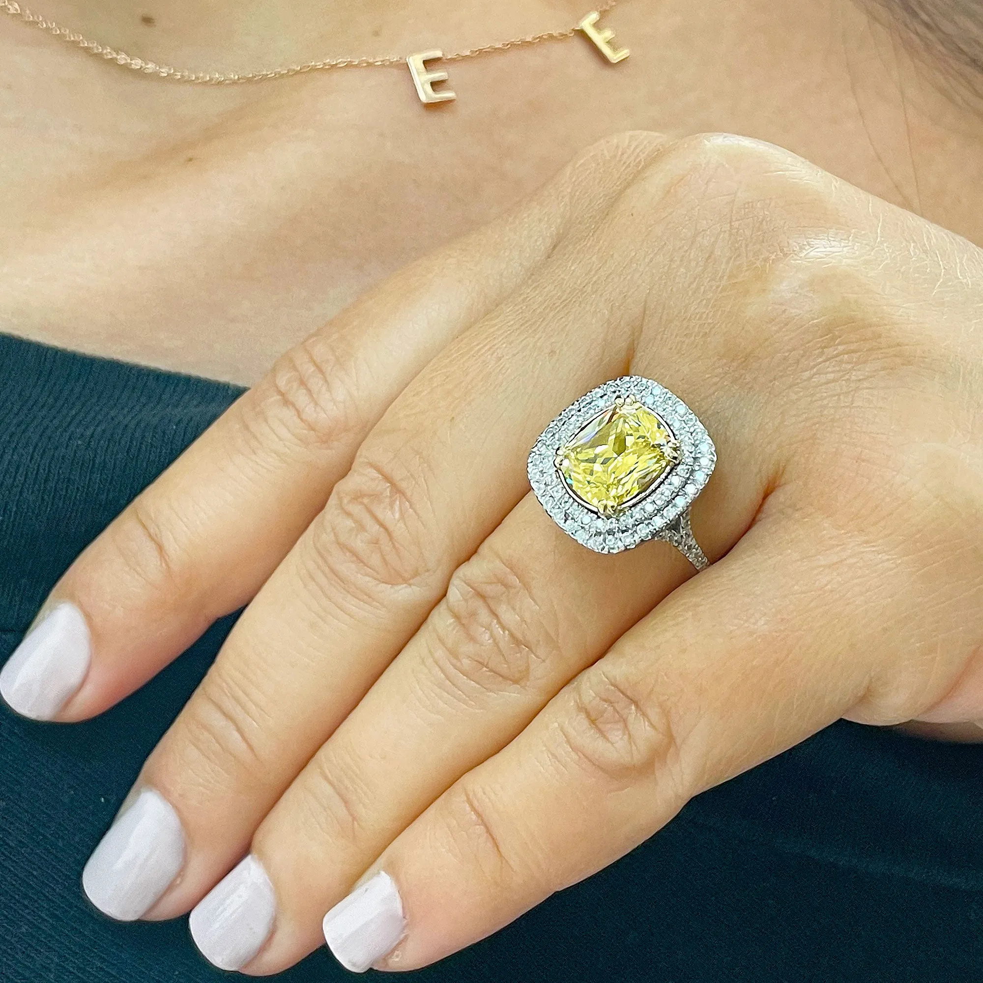 Huge Women's 14k solid white gold Fancy Yellow Cushion simulated and round cut natural diamond engagement ring Halo 4.20ct
