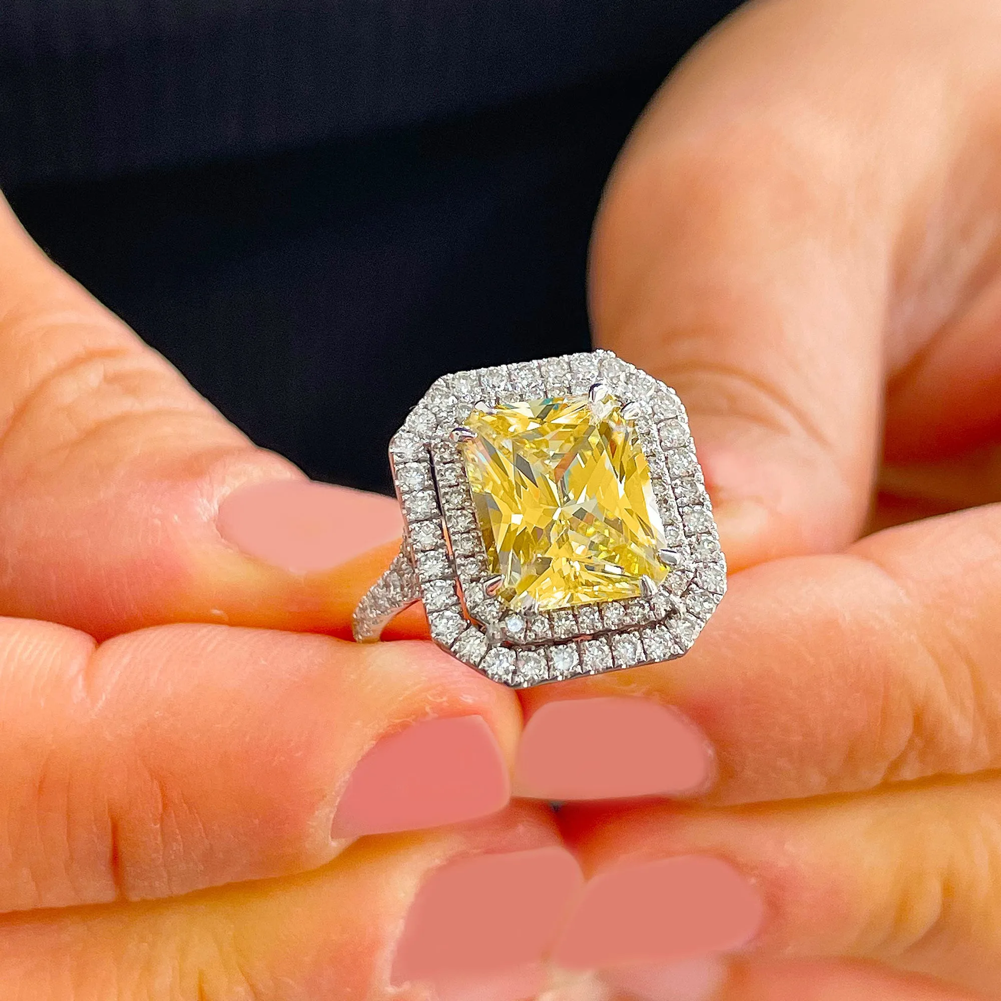 Huge Women's 14k solid white gold Light Fancy Yellow Radiant simulated and round cut natural diamond engagement ring Halo 6.00ct