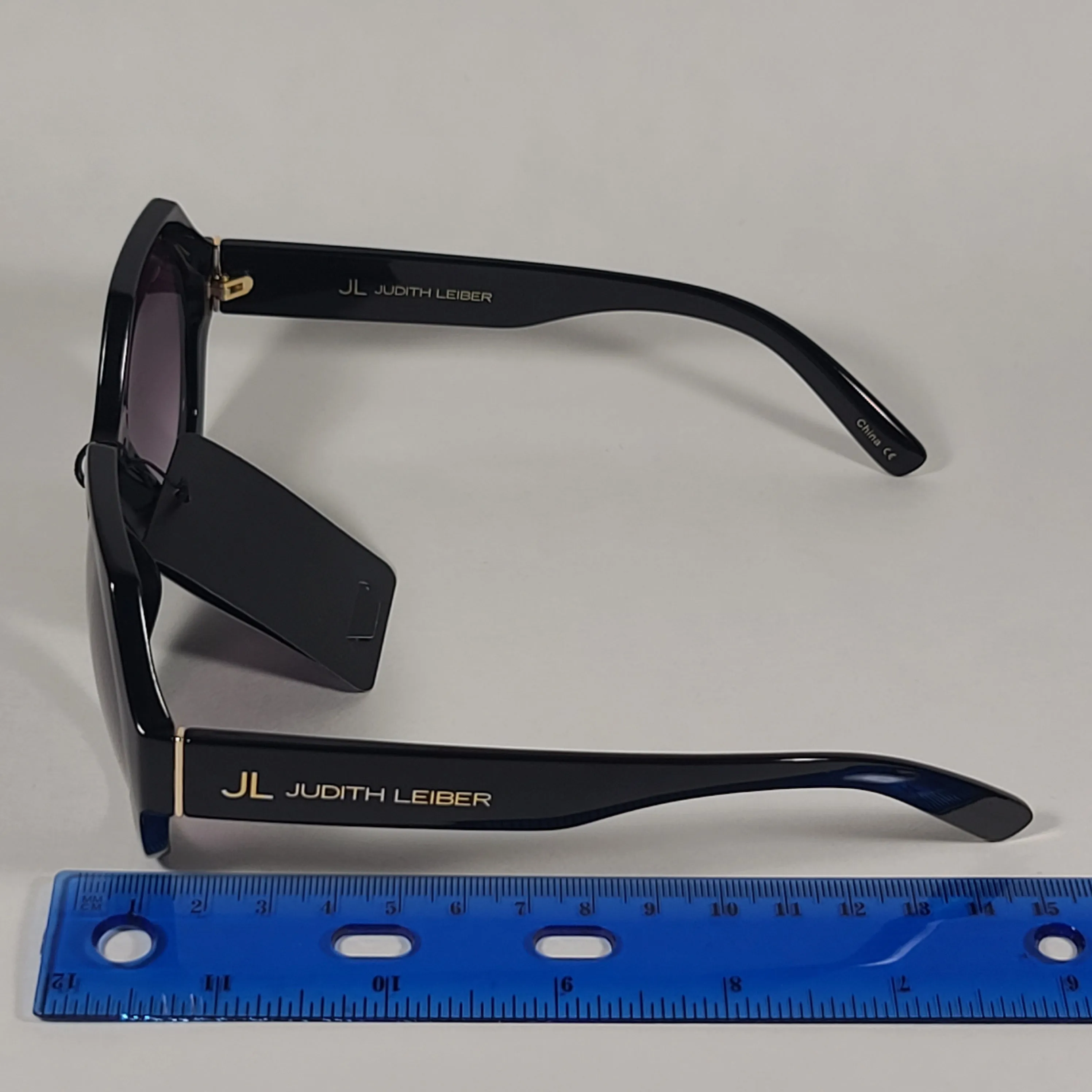 JL By Judith Leiber Fushia Polygon Sunglasses Shiny Black Smoke Gradient Lens