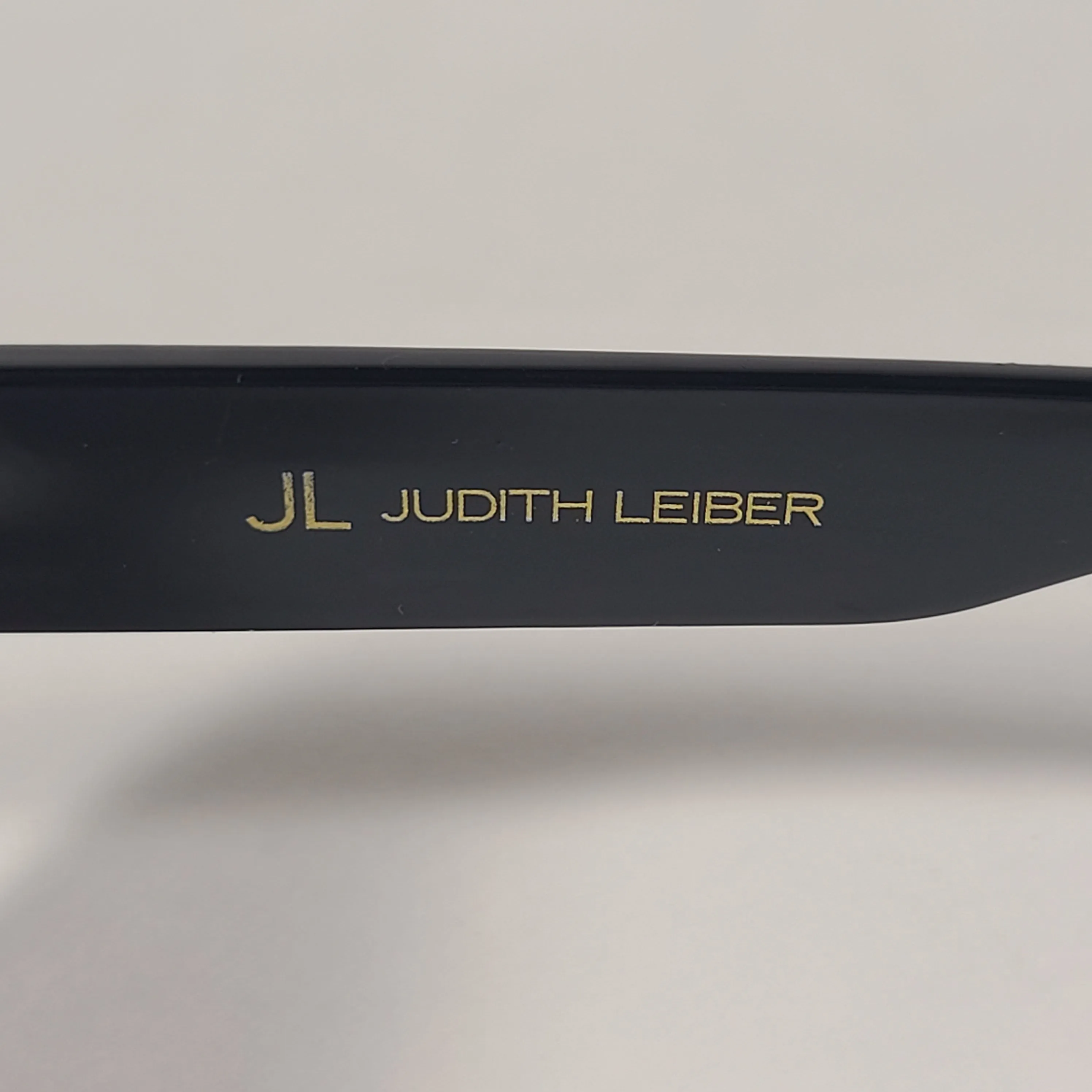 JL By Judith Leiber Fushia Polygon Sunglasses Shiny Black Smoke Gradient Lens