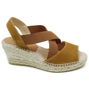 KA8071 Camel
