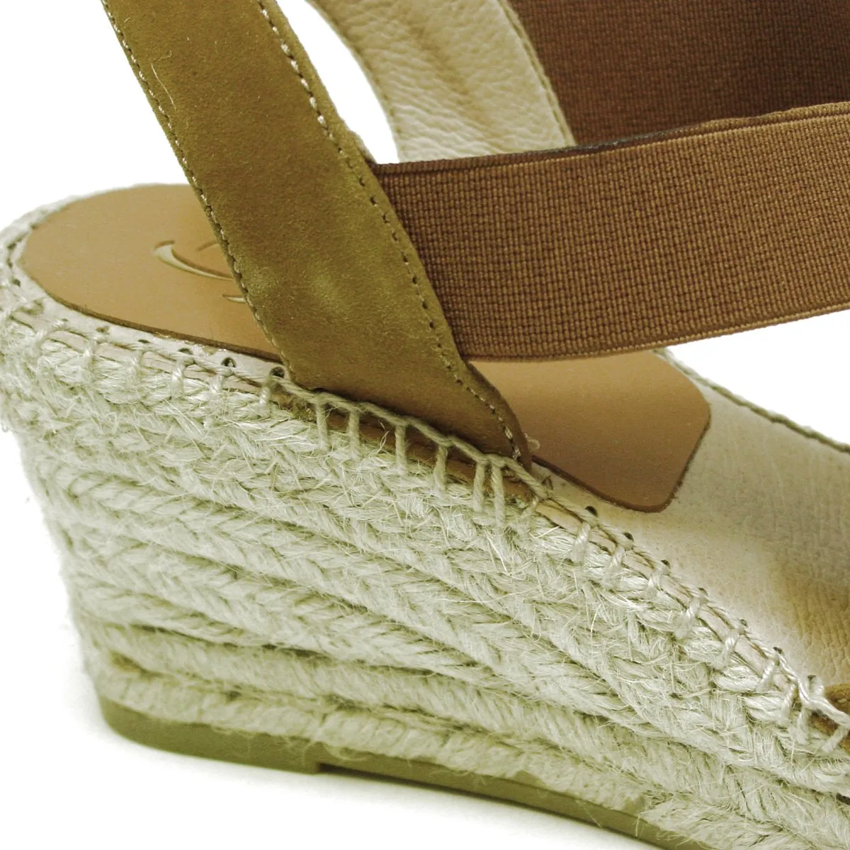 KA8071 Camel