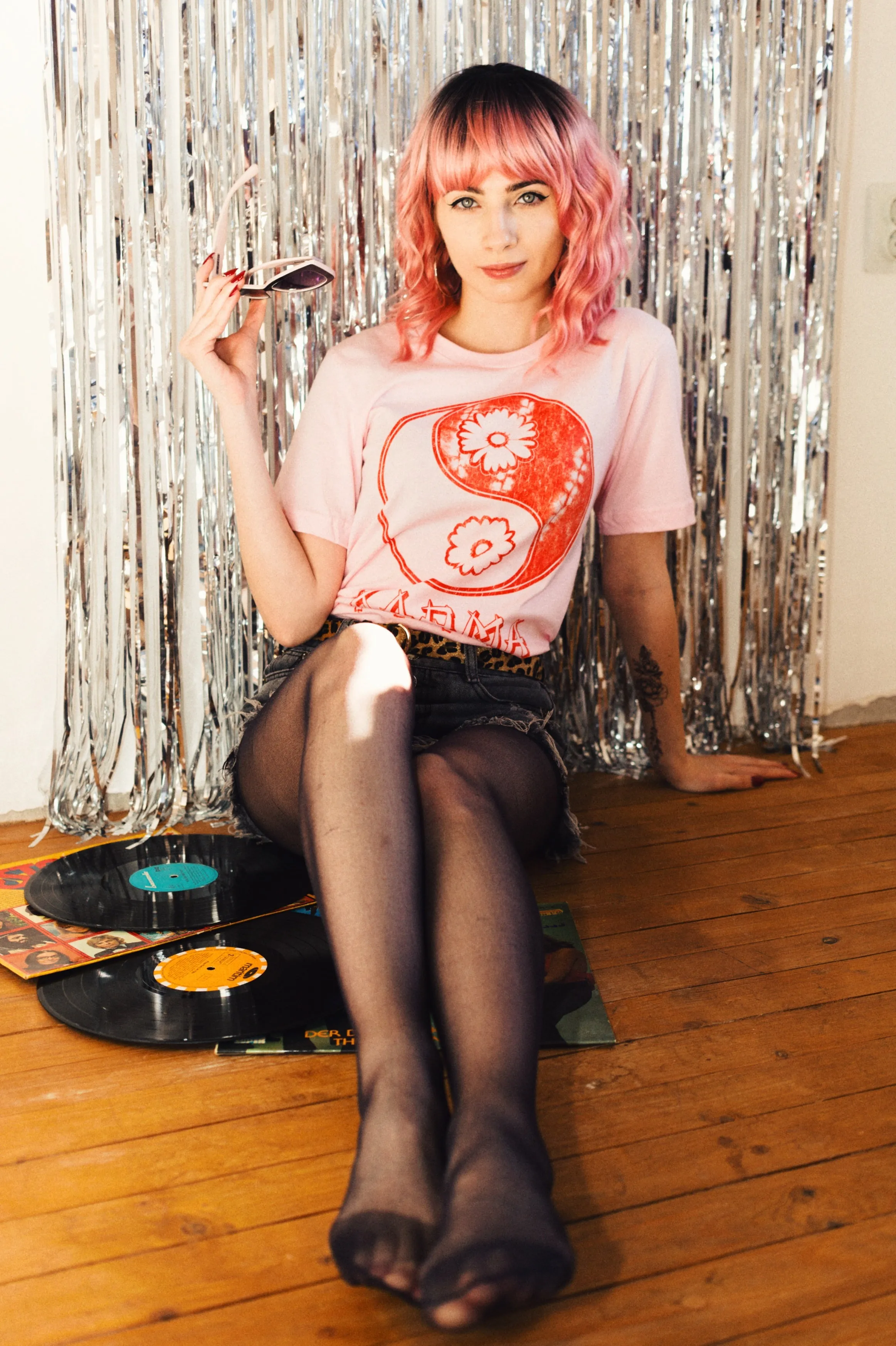 Karma Queen Tee - Pink