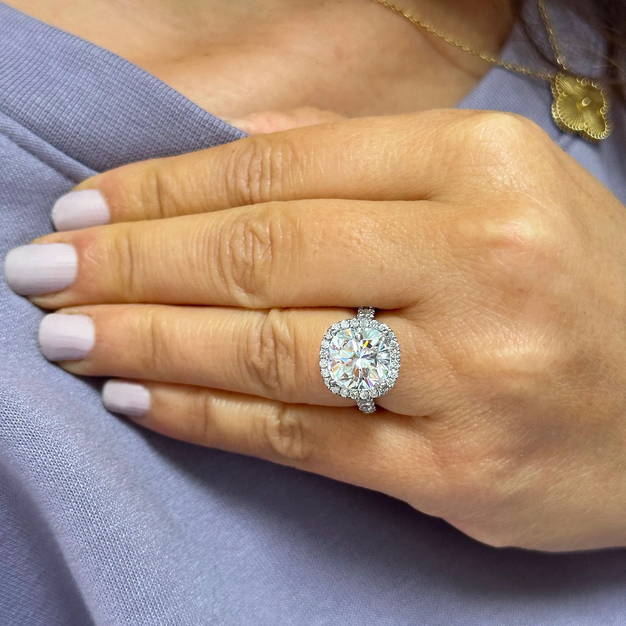 Large 6.00Ctw Women's 14k Solid White Gold Cushion Cut Moissanite And Natural Diamond Engagement Ring Bridal Wedding Halo