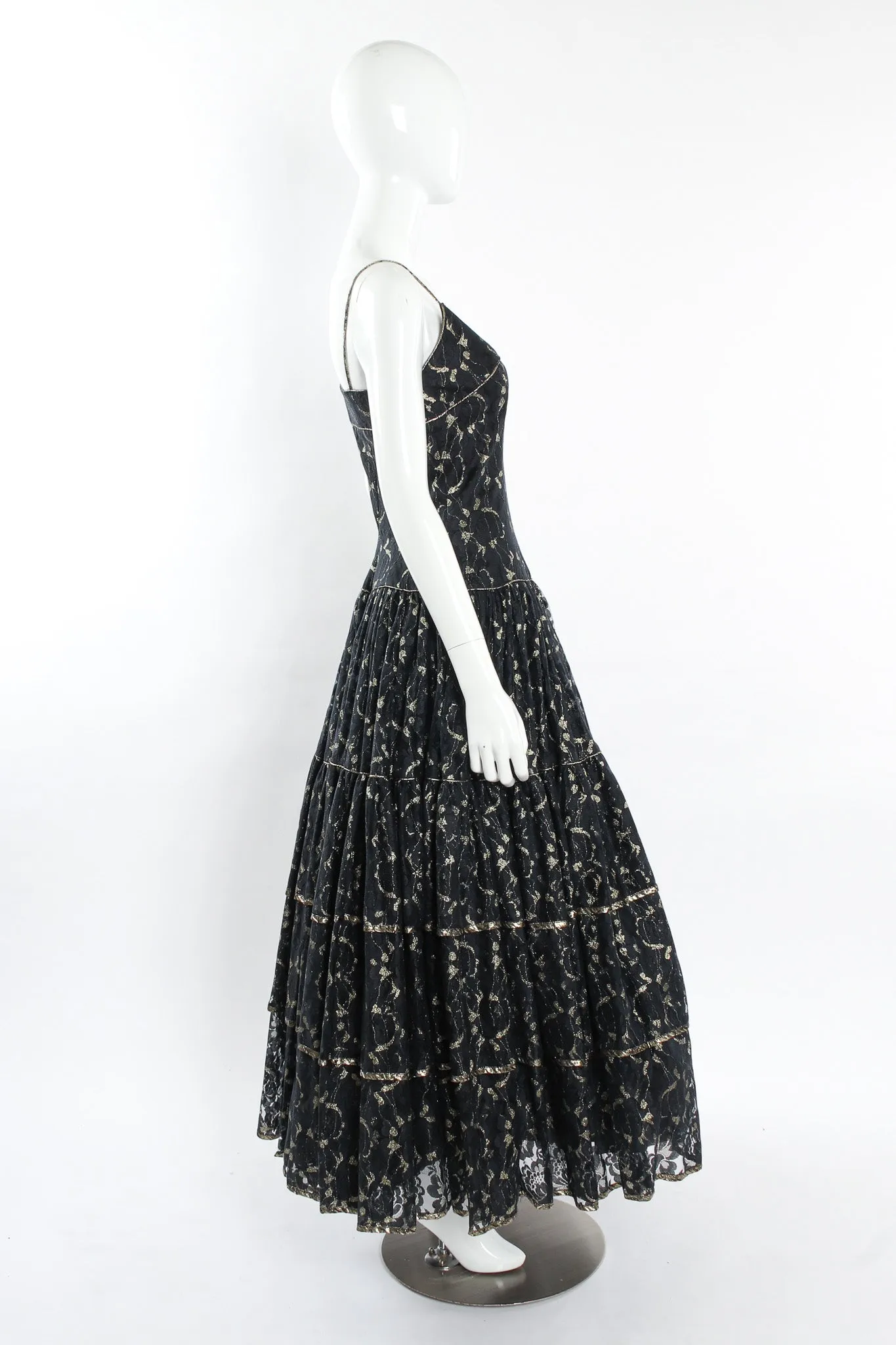 Leaf Floral Lace Tiered Gown