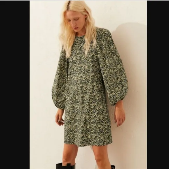 LIKE NEW H&amp;M Dress Yellow Floral Balloon Sleeve A-Line Mini Dress