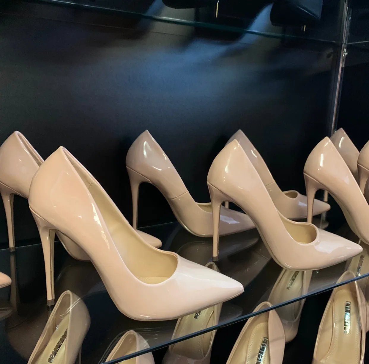 Mayra Nude Shiny Pointy Heels