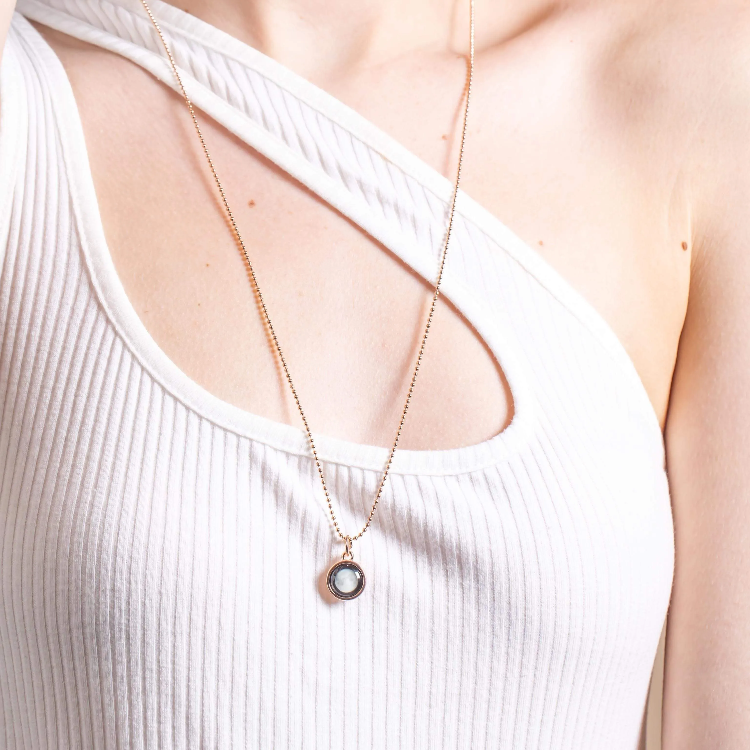 Mini Gold Simplicity Necklace & Bead Chain
