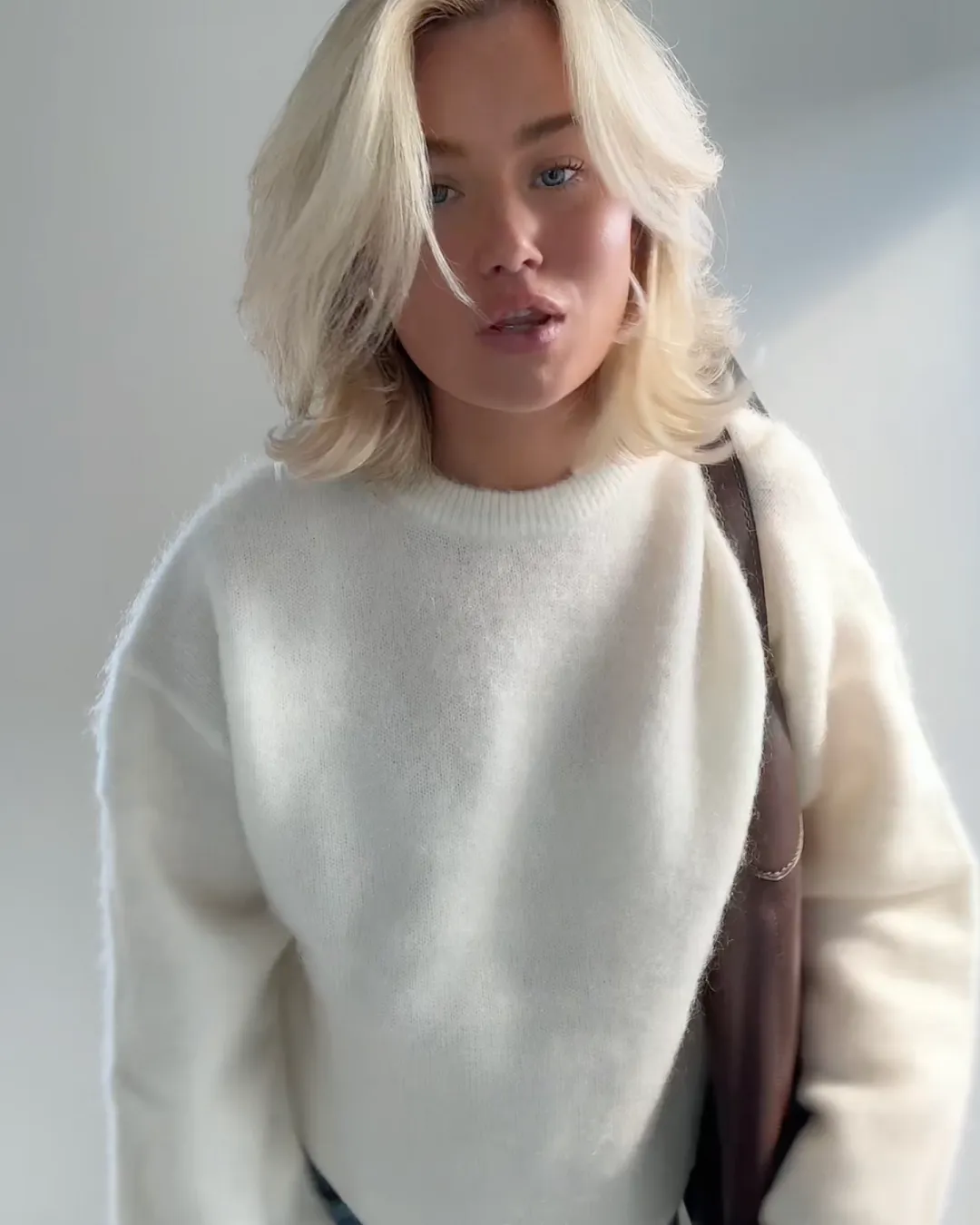 Mohair Luxe™ | Women's Mohair Mixed Jumper | Soft Knit, Round Neck Design & Cozy Fit