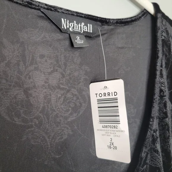 NEW Nightfall x Torrid dress women's size 2X 18-20 black velvet dark whimsigoth