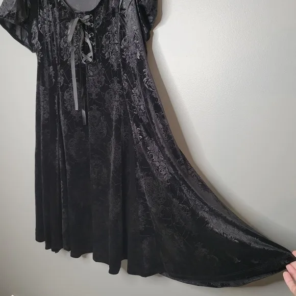 NEW Nightfall x Torrid dress women's size 2X 18-20 black velvet dark whimsigoth