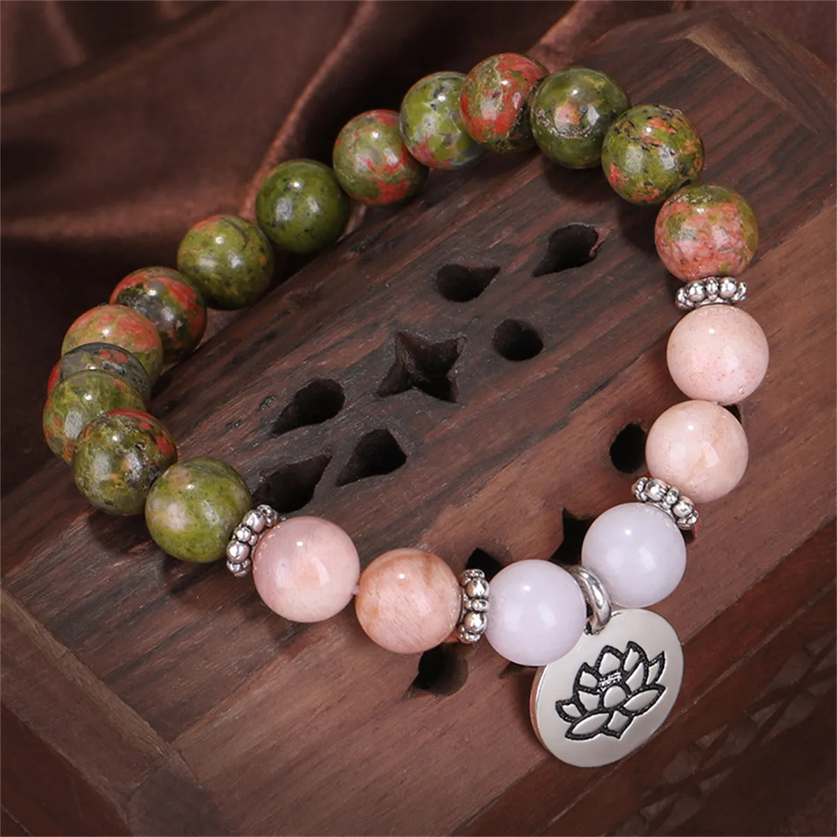 Pink Quartz & Silver-Plated Lotus Charm Beaded Stretch Bracelet