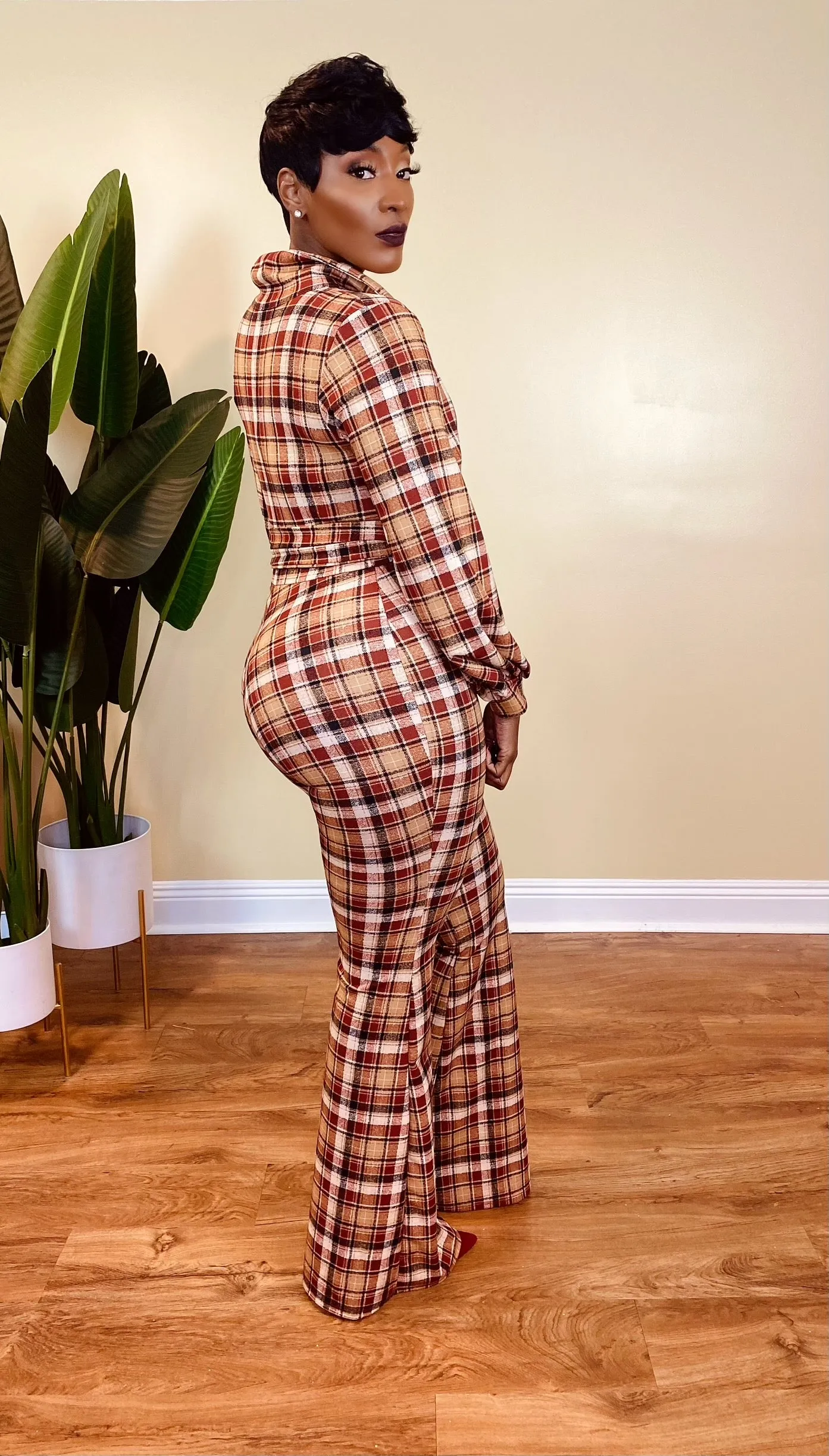 SHE'S FLIRTY JUMPSUIT