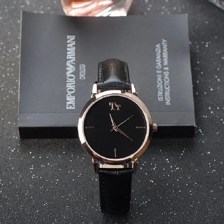 Simple Round Dial Leather Strap Women's Watch