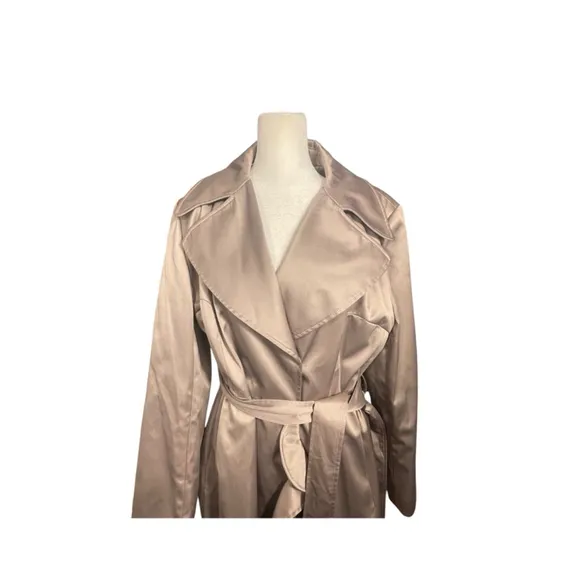Size XL Women's Tahari Beige /Brown / Stone Neutral Trench Coat Ruffles Belt.