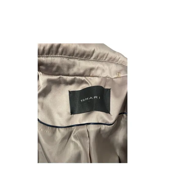 Size XL Women's Tahari Beige /Brown / Stone Neutral Trench Coat Ruffles Belt.
