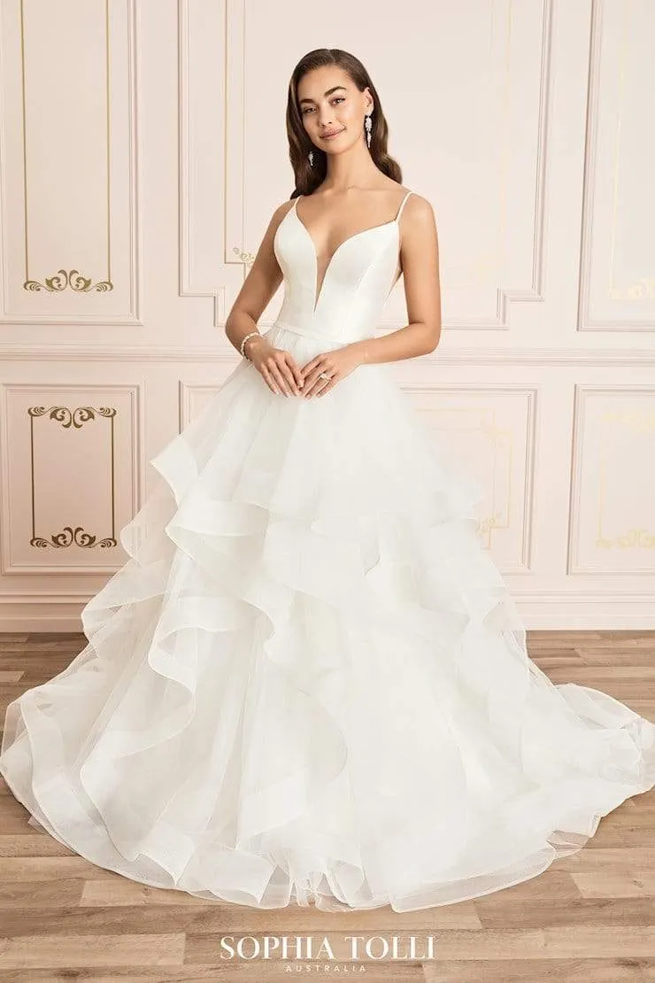Sophia Tolli: Y12029 - Caterina