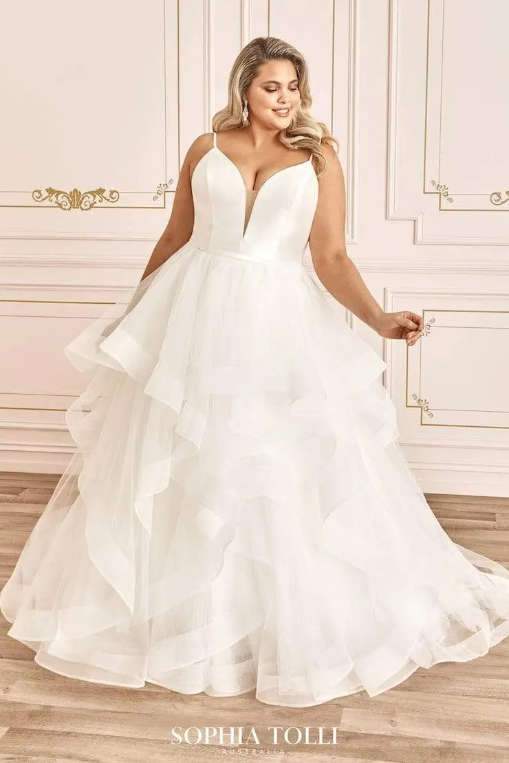 Sophia Tolli: Y12029 - Caterina