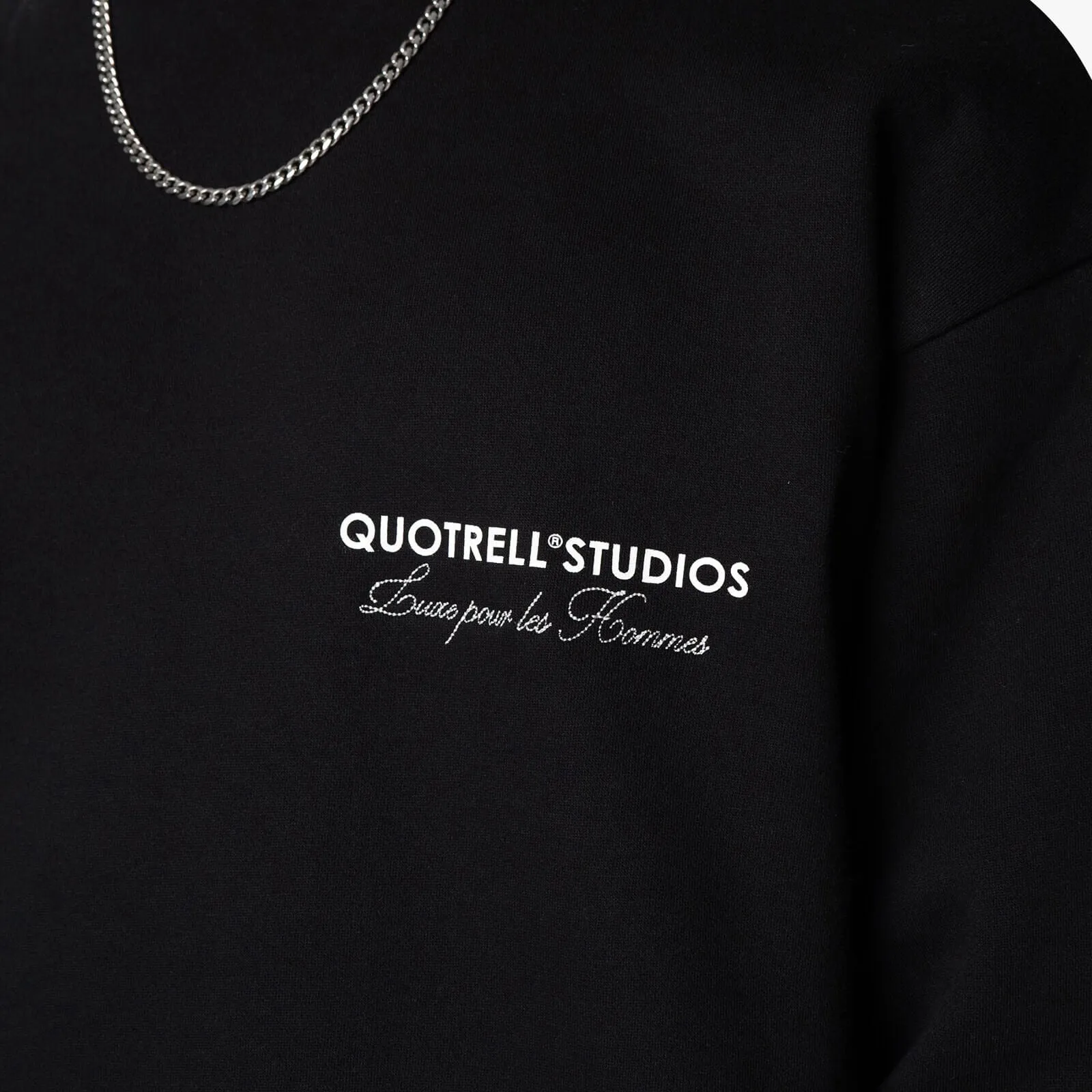 STUDIOS CREWNECK | BLACK/WHITE