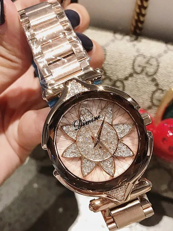 Sunflower Pattern Stainless Steel Women's Watch