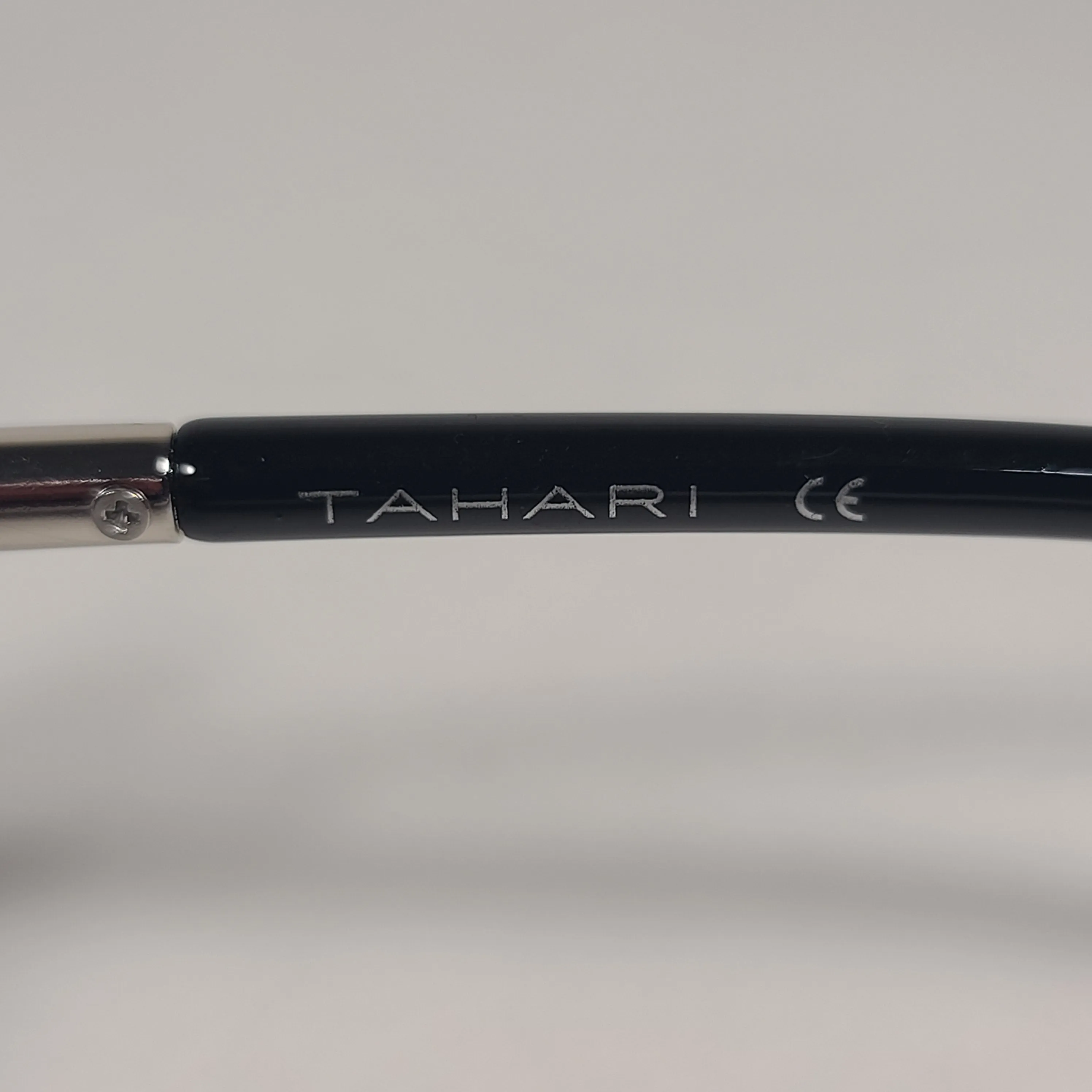 Tahari Butterfly Vented Sunglasses Shiny Black Frame Smoke Gradient Lens TH740 OX