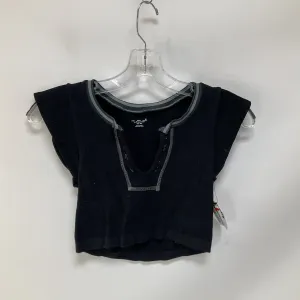 Top Short Sleeve By Urban Outfitters  Size: Xs