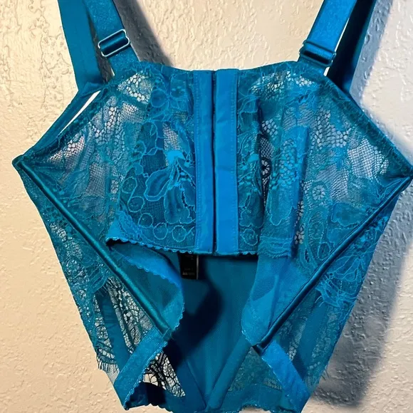Victoria’s Secret Teal Lace Women's Intimate Bodysuit Shiny Straps 32B Lingerie