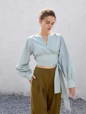 Voluminous Sleeve Cropped Top