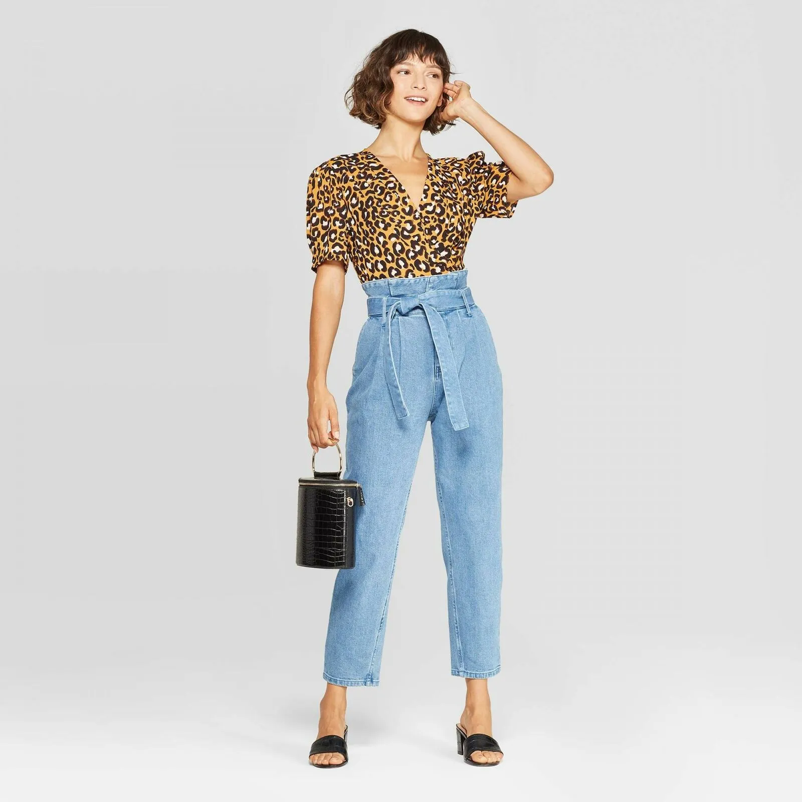 Who What Wear Leopard Print Short Sleeve Deep V-Neck Wrap Top